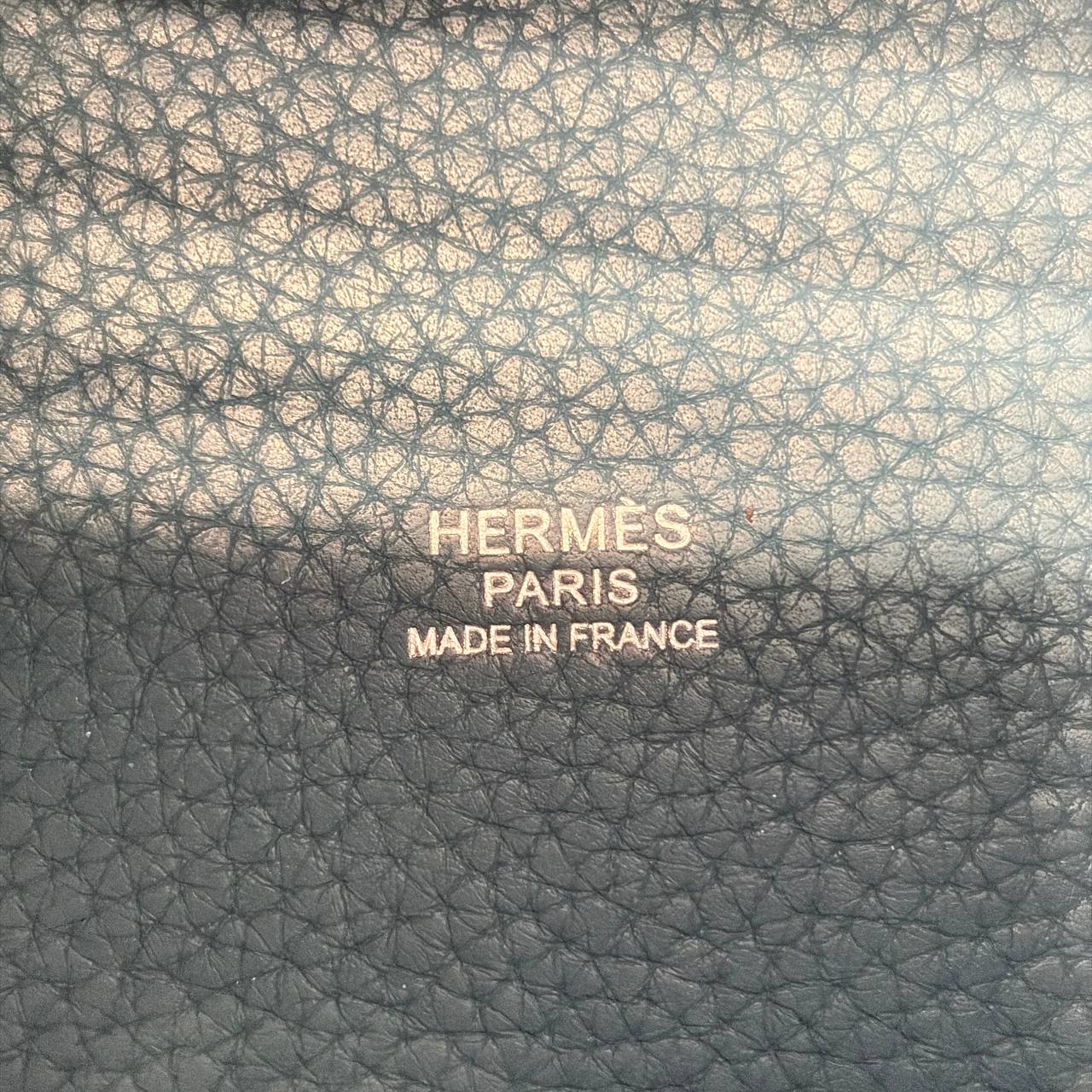 Hermès Picotin Lock 18 Turquoise — view 4 of 5
