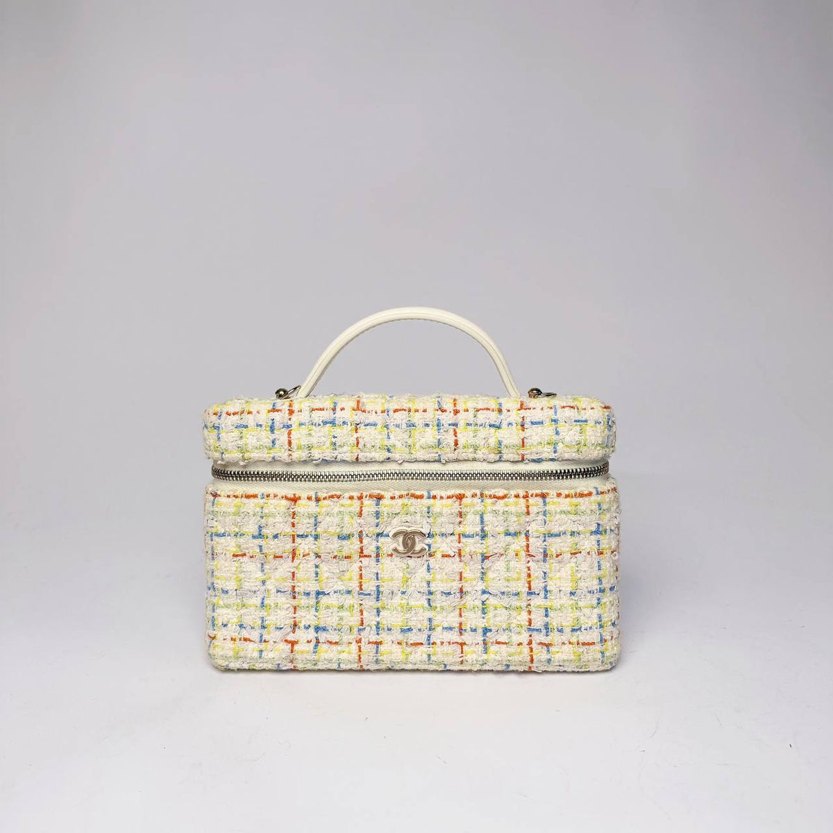 Chanel Tweed Slim Vanity Case with Chain in white multicolor tweed with silver hardware, front view
