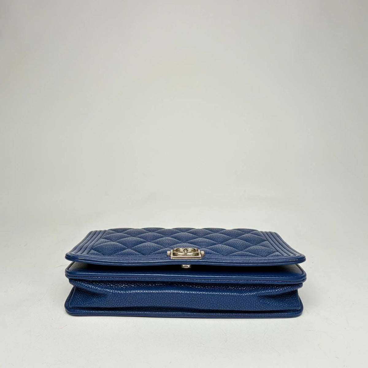 Chanel Boy Wallet blue caviar, base view