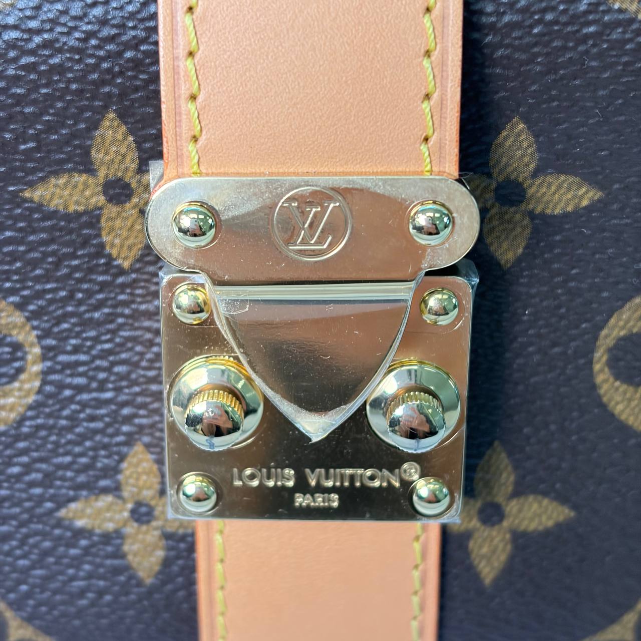 LV Monogram Pochette Mia brown — view 4 of 4
