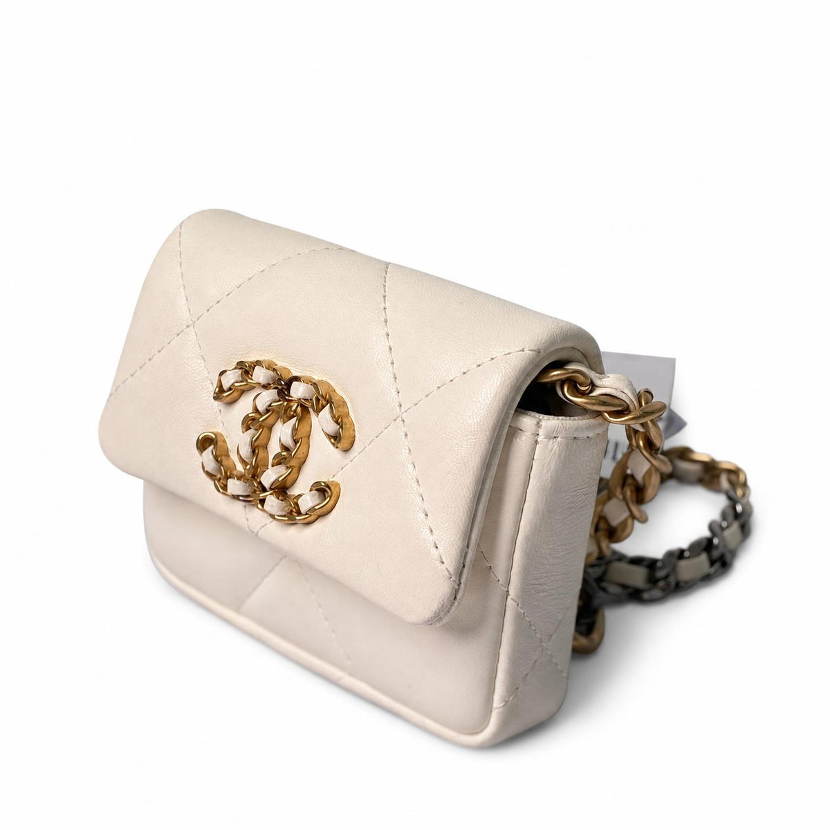 Chanel 19 Flap Card Holder white, angled view showing the mixed-metal chain