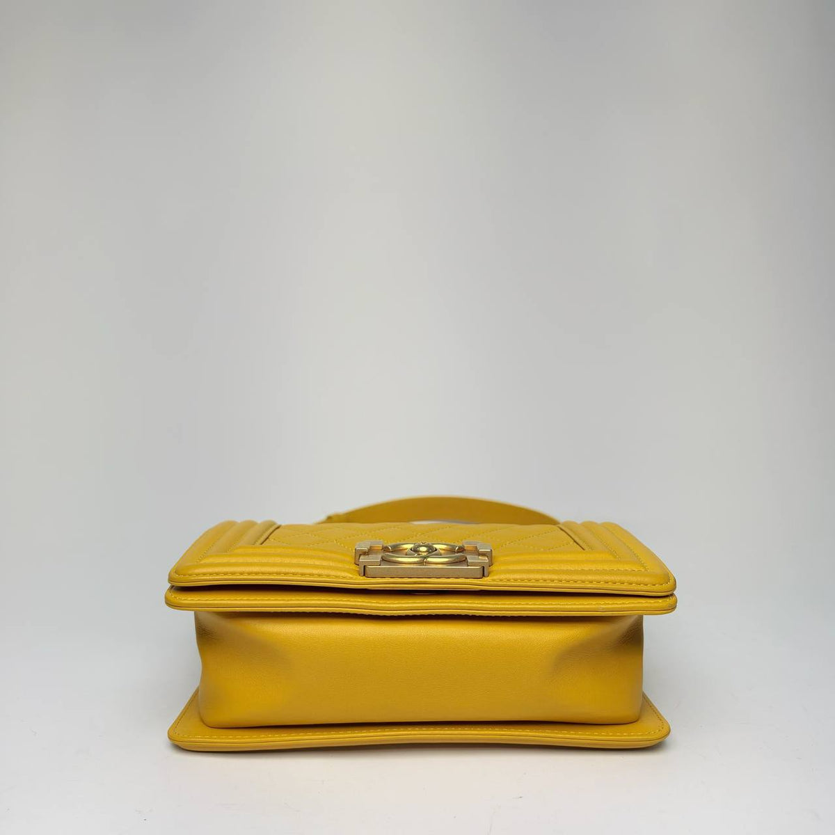 Chanel Boy Bag yellow, base view