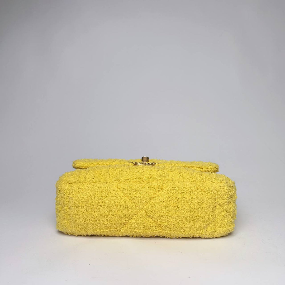 Chanel 19 Small Flap Bag yellow tweed, base view