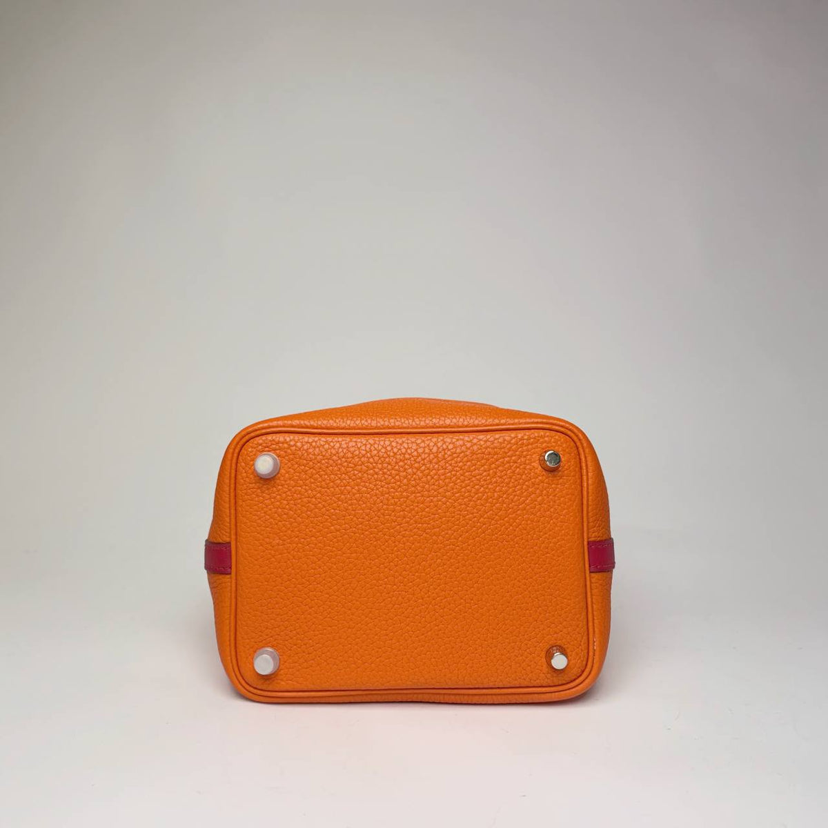 Hermès Picotin Lock Eclat orange, base with feet